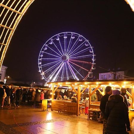 Pensjonat Widok Rynek -Parking Kielce Ngoại thất bức ảnh