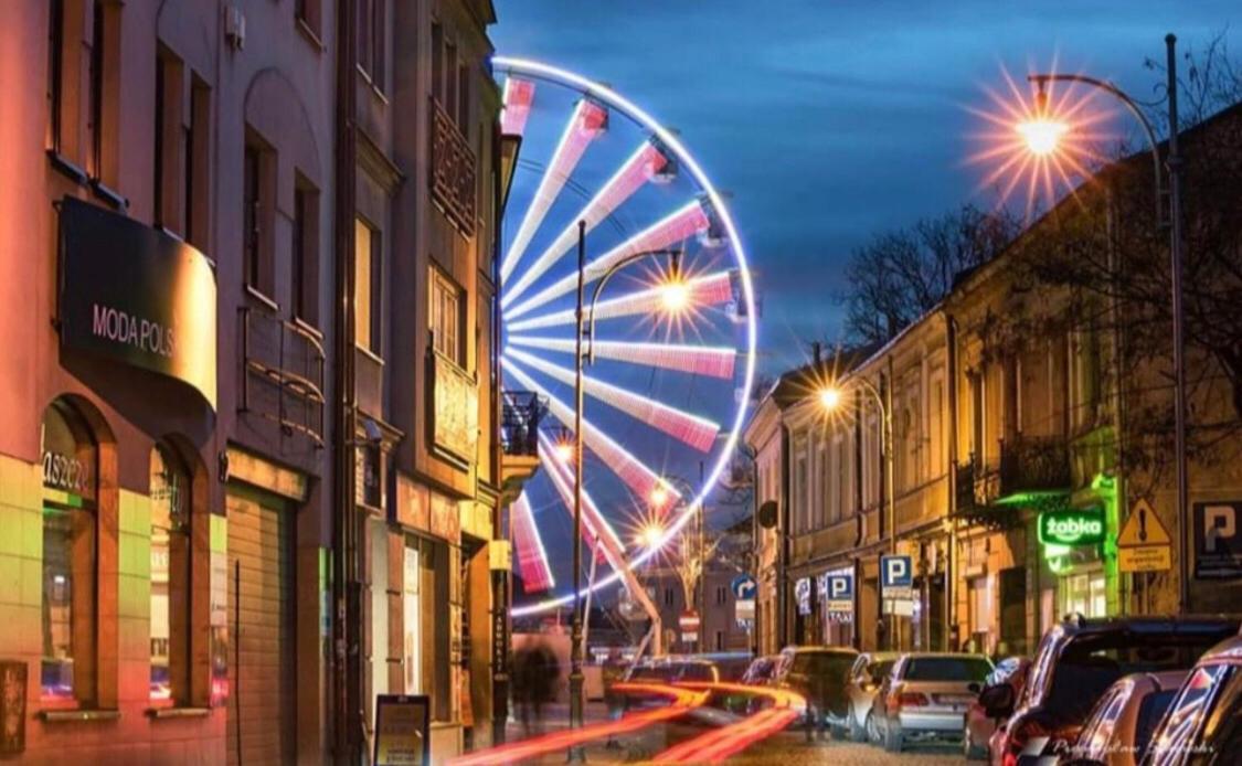 Pensjonat Widok Rynek -Parking Kielce Ngoại thất bức ảnh