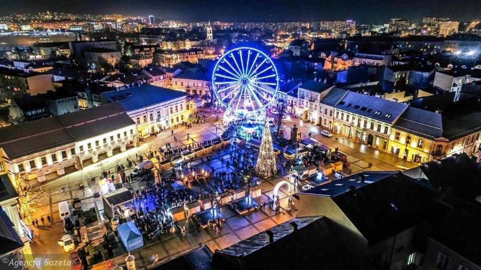 Pensjonat Widok Rynek -Parking Kielce Ngoại thất bức ảnh